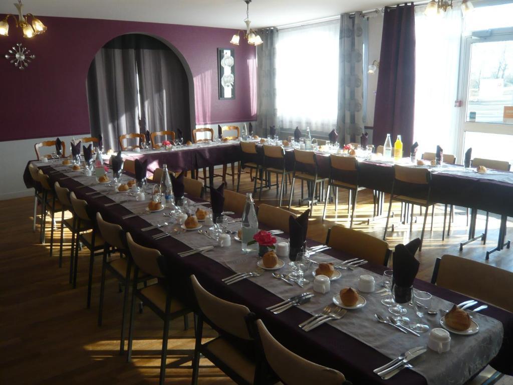 Hotel Restaurant La Grenouillere Vitré Eksteriør bilde